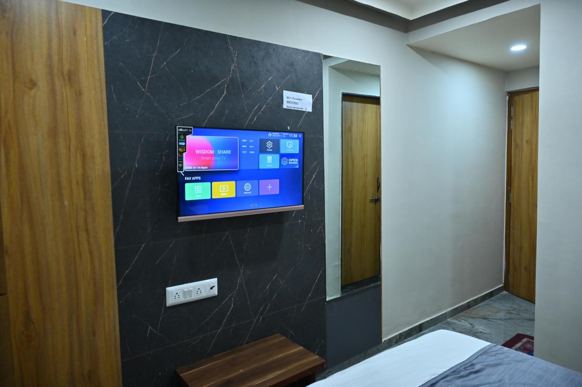 Hotel Sury Villa Ahmedabad Eksteriør billede