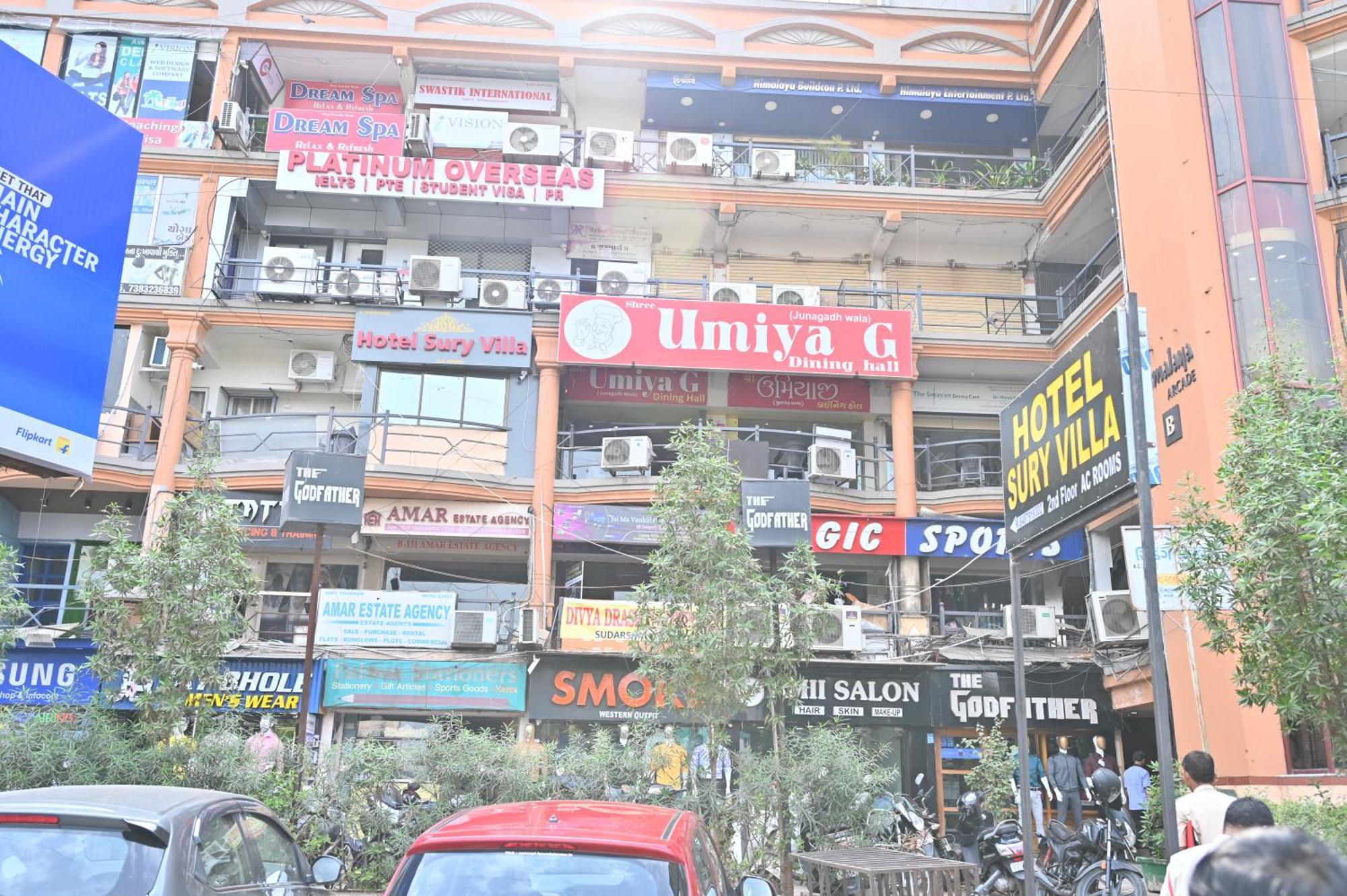 Hotel Sury Villa Ahmedabad Eksteriør billede